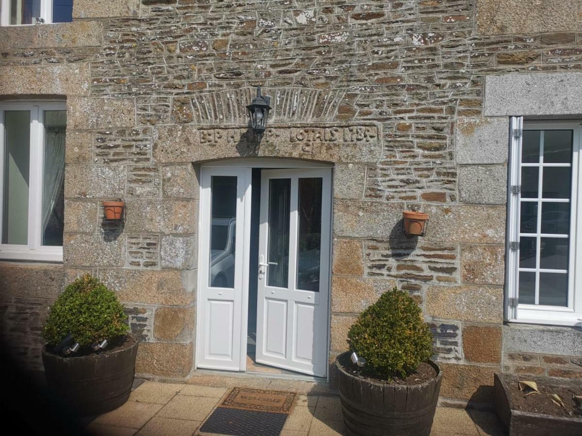 La Loctais Villa Les Portes du Coglais Exterior foto